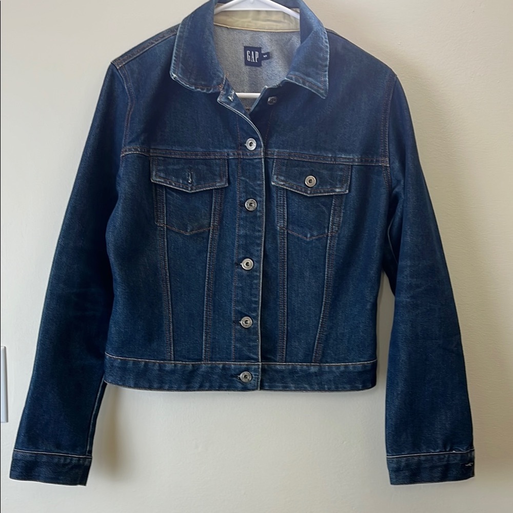 GAP Classic Dark-Wash Denim Jacket – Size M